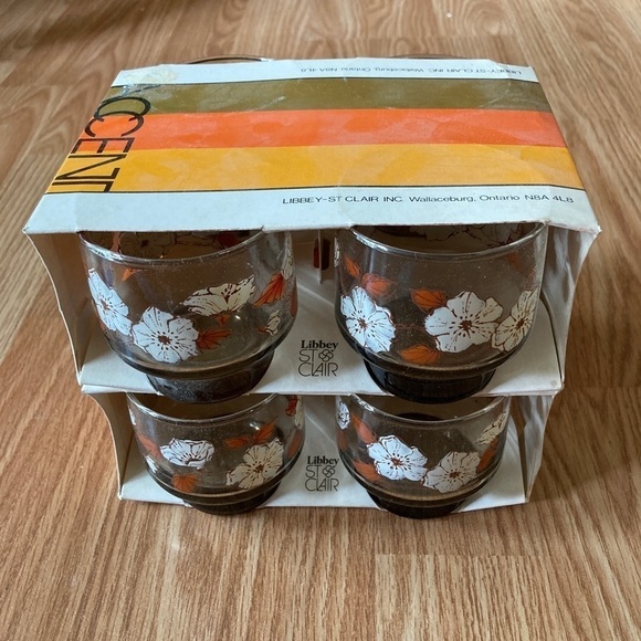 Vintage Libbey Glasses. Never used in box floral design set of 4 - Picture 6 of 6